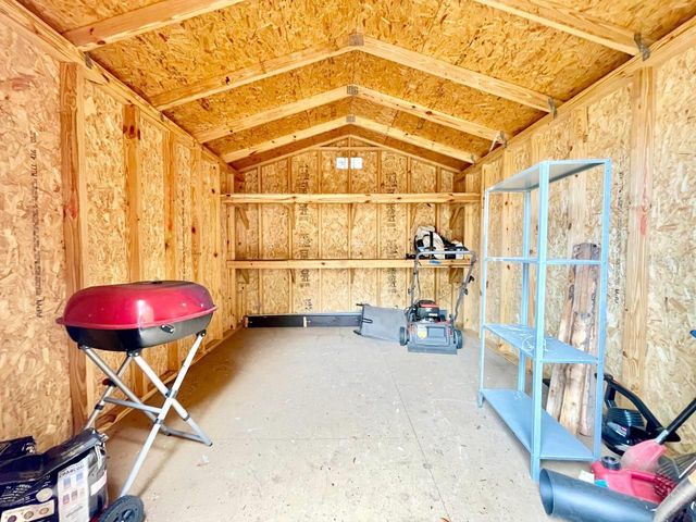 909 N EXCELDA AVENUE, Tampa, FL 33609