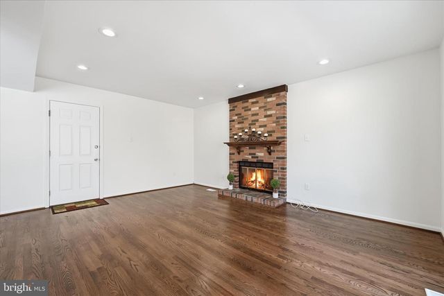 9500 WINDBEAT WAY, Columbia, MD 21046