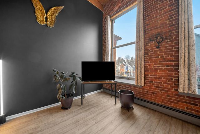 125 Main St Apt 60, Newmarket, NH 03857