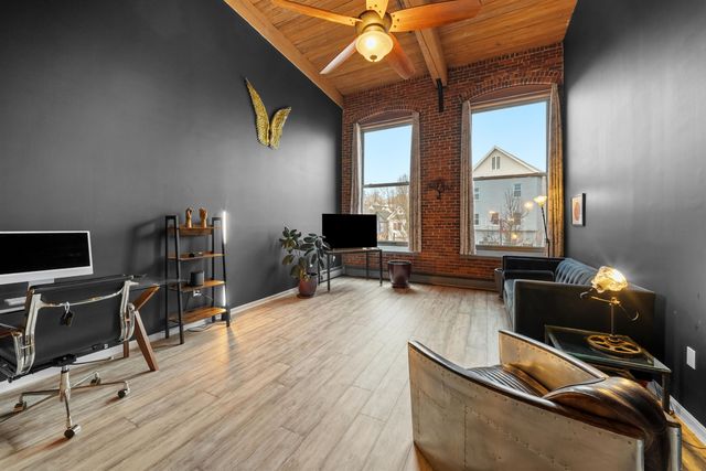 125 Main St Apt 60, Newmarket, NH 03857