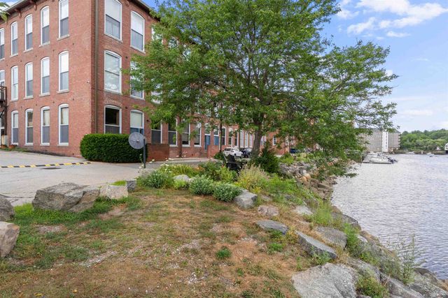 125 Main St Apt 60, Newmarket, NH 03857