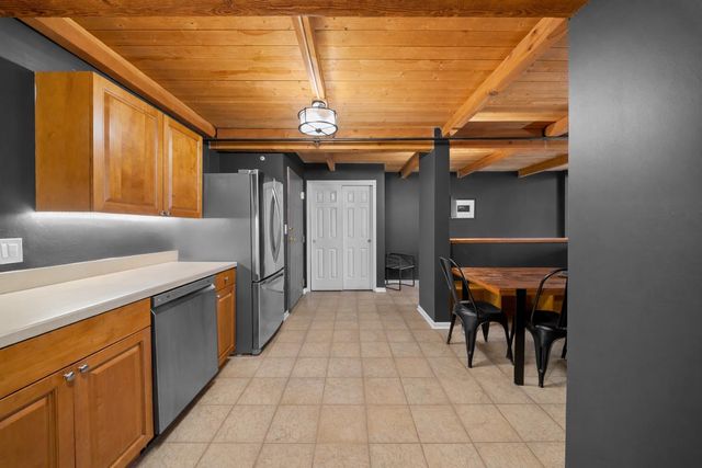 125 Main St Apt 60, Newmarket, NH 03857
