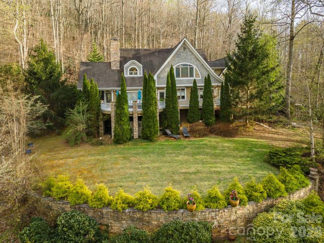 11 Hearthstone Drive, Asheville, NC 28803