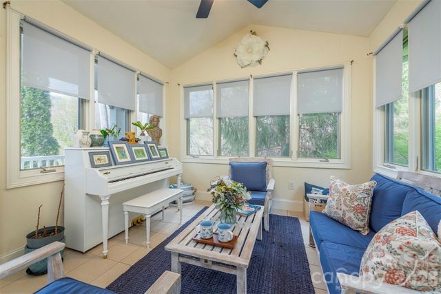 11 Hearthstone Drive, Asheville, NC 28803