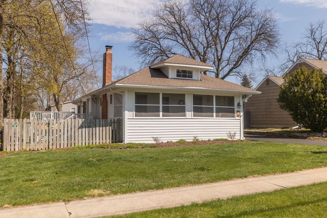 219 W Oak Avenue, Wheaton, IL 60187