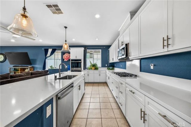 26619 Scotch Pine Circle, Menifee, CA 92584