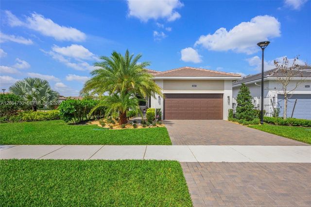 5337 Santa Rosa Ln, Westlake, FL 33470
