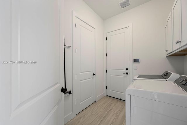 5337 Santa Rosa Ln, Westlake, FL 33470