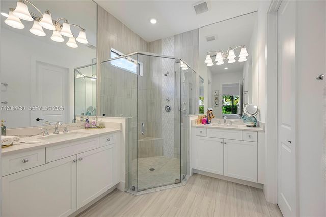 5337 Santa Rosa Ln, Westlake, FL 33470