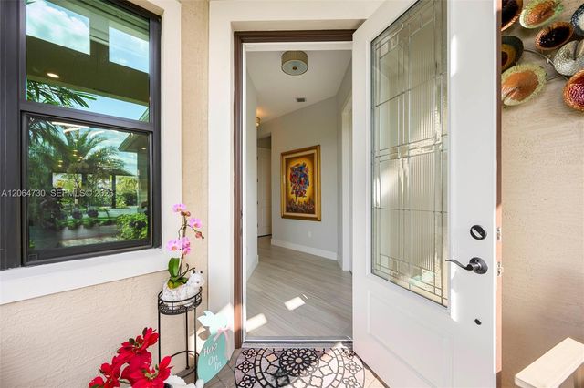 5337 Santa Rosa Ln, Westlake, FL 33470