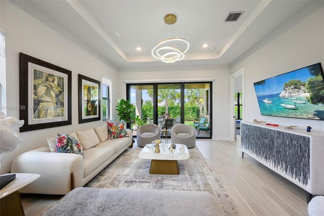 5337 Santa Rosa Ln, Westlake, FL 33470