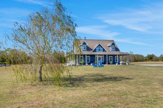 5850 Sh 61, Devers, TX 77538