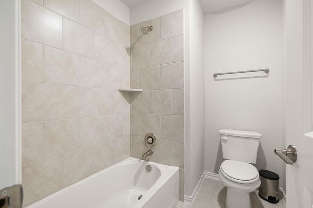 2332 Lost Woods BND, Leander, TX 78641