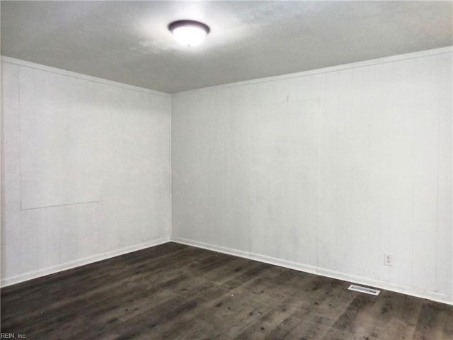 20 Rodgers PL, Portsmouth, VA 23702