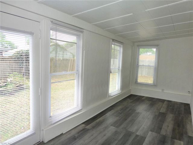 20 Rodgers PL, Portsmouth, VA 23702