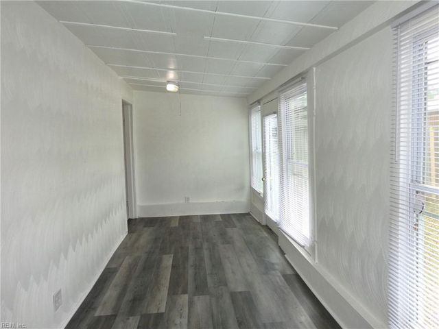 20 Rodgers PL, Portsmouth, VA 23702