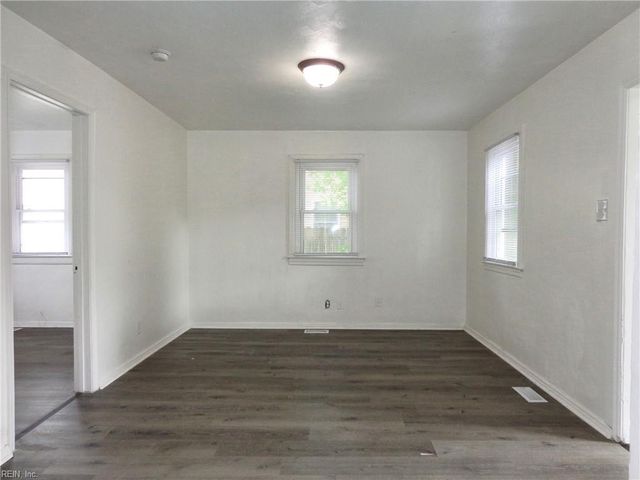 20 Rodgers PL, Portsmouth, VA 23702