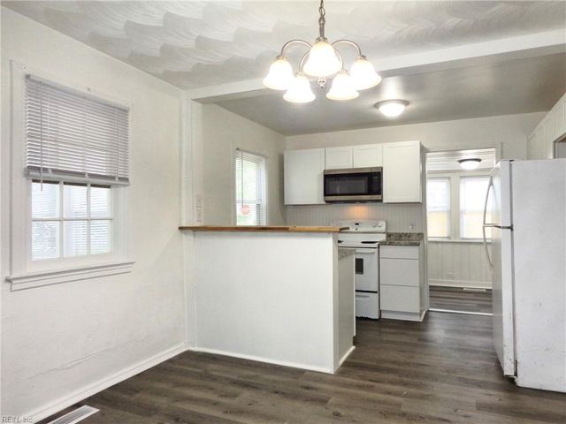 20 Rodgers PL, Portsmouth, VA 23702