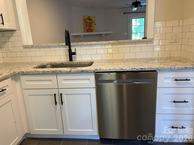 8960 Providence Colony Drive D, Charlotte, NC 28277