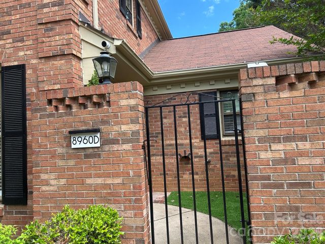 8960 Providence Colony Drive D, Charlotte, NC 28277