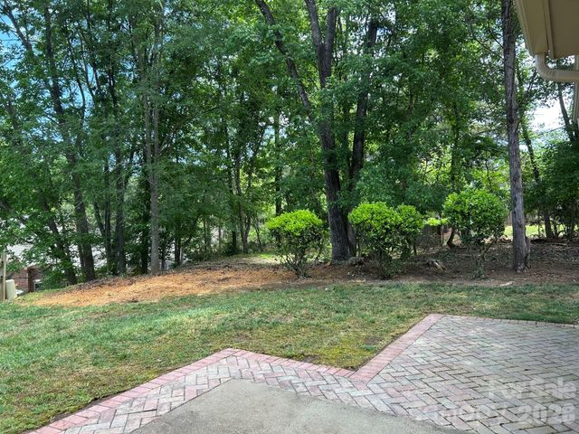8960 Providence Colony Drive D, Charlotte, NC 28277