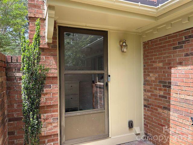 8960 Providence Colony Drive D, Charlotte, NC 28277