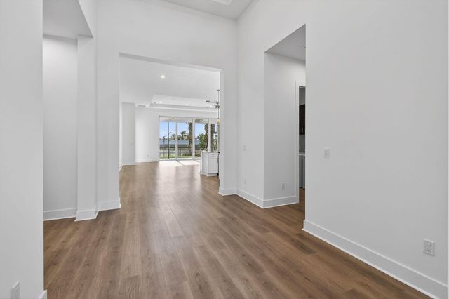 9694 Saint Germain Drive, Palm Beach Gardens, FL 33412