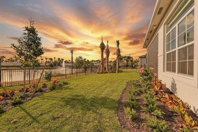 9694 Saint Germain Drive, Palm Beach Gardens, FL 33412