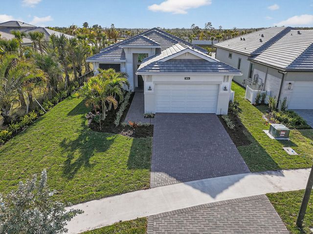 9694 Saint Germain Drive, Palm Beach Gardens, FL 33412