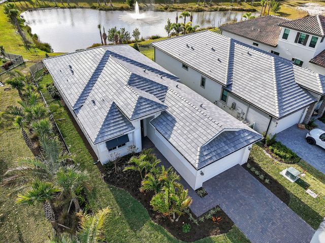 9694 Saint Germain Drive, Palm Beach Gardens, FL 33412