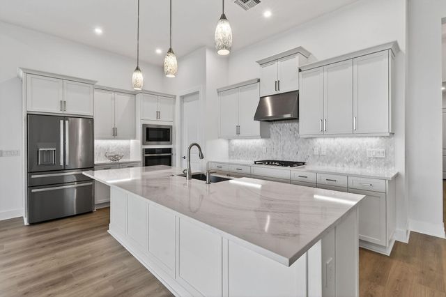 9694 Saint Germain Drive, Palm Beach Gardens, FL 33412