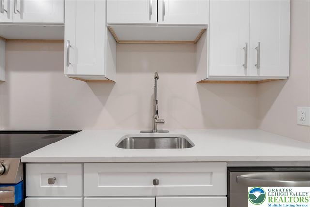 750 South Hall Street, Allentown City, PA 18103