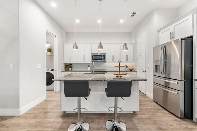 6464 SW 77TH STREET, Gainesville, FL 32608