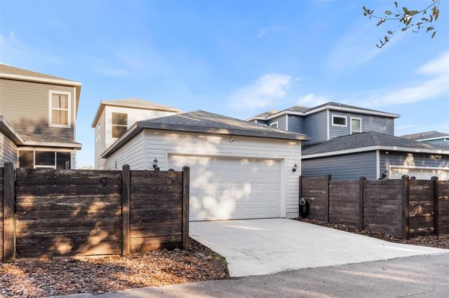 6464 SW 77TH STREET, Gainesville, FL 32608