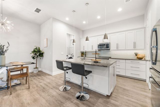 6464 SW 77TH STREET, Gainesville, FL 32608