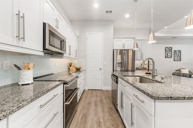 6464 SW 77TH STREET, Gainesville, FL 32608