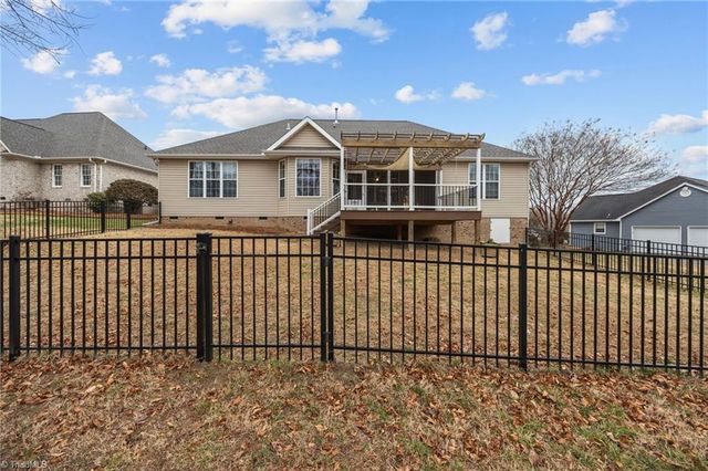 308 Canterbury Drive, High Point, NC 27262