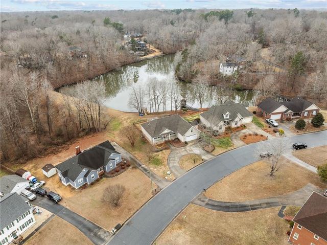 308 Canterbury Drive, High Point, NC 27262