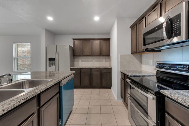 2415 Anton Drive, Forney, TX 75126