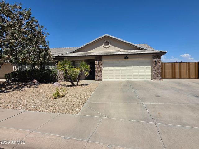 3000 E TULSA Street, Gilbert, AZ 85295