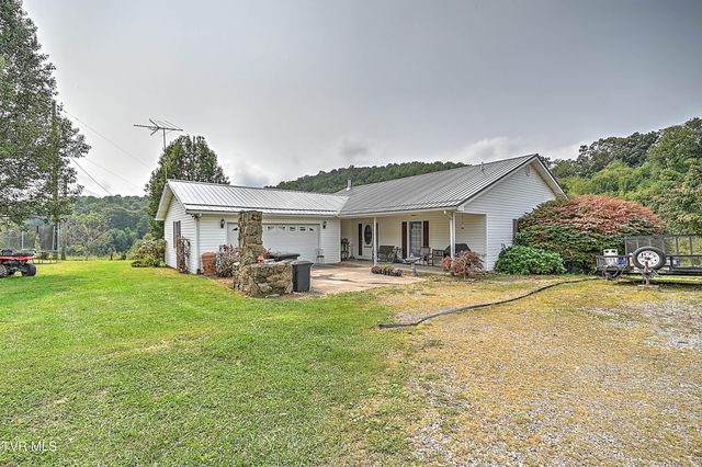 426 Walt Drive, Lebanon, VA 24266