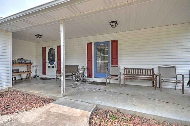 426 Walt Drive, Lebanon, VA 24266