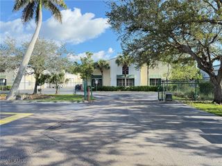 4776 Radio RD 207, Naples, FL 34104