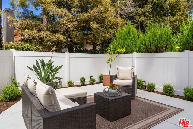 1021 Amberton Lane, Newbury Park, CA 91320