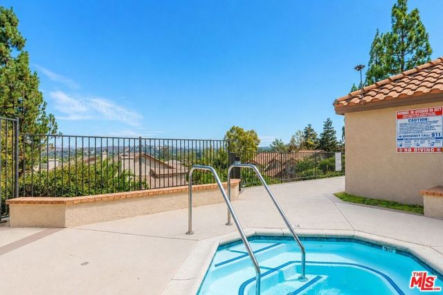 1021 Amberton Lane, Newbury Park, CA 91320