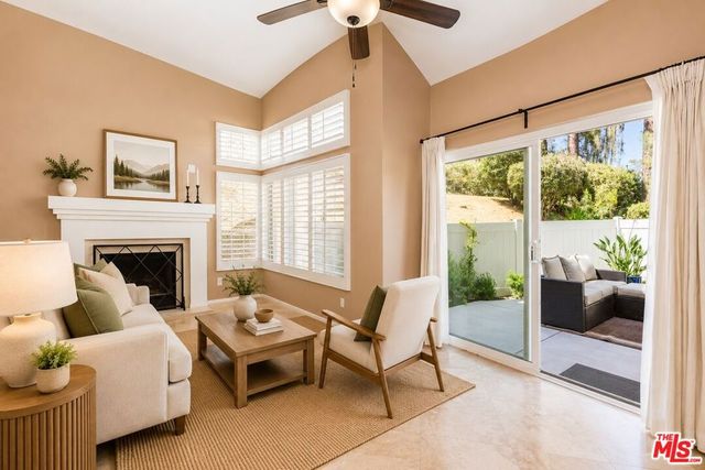 1021 Amberton Lane, Newbury Park, CA 91320