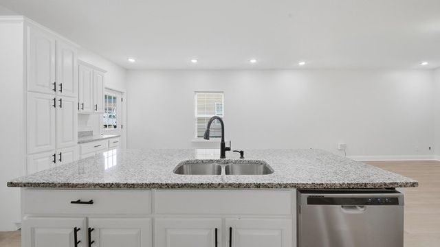 103 Arthur Street, Dalton, GA 30721