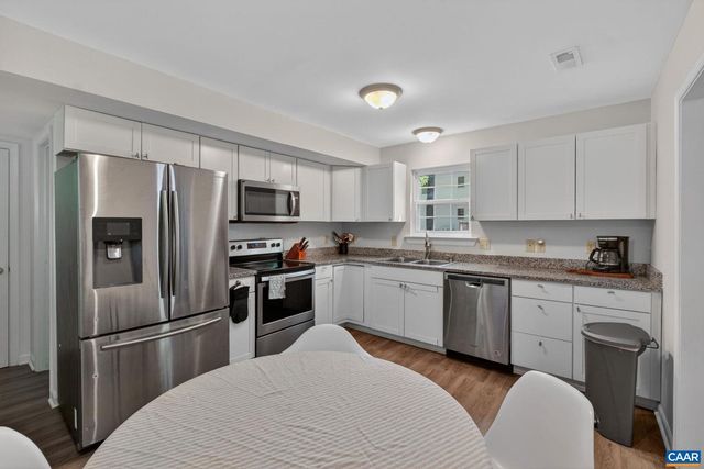 27 MARWOOD DR, Palmyra, VA 22963