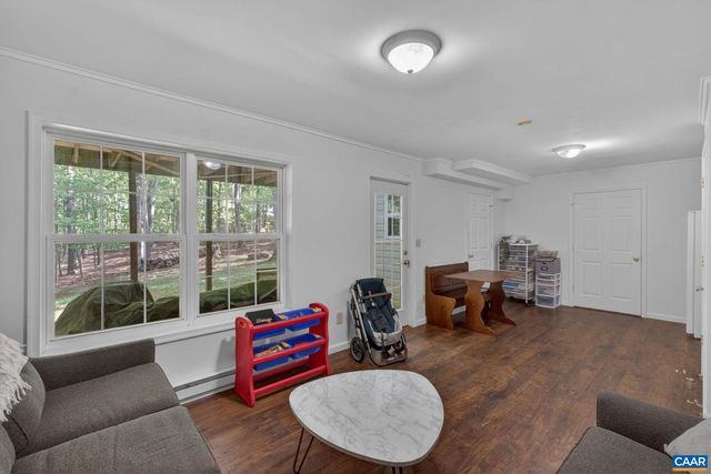 27 MARWOOD DR, Palmyra, VA 22963