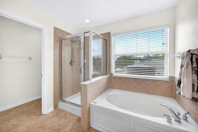 8919 N RIVER ROAD, Tampa, FL 33635